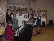 Выступление школьного хора (октябрь 2002)